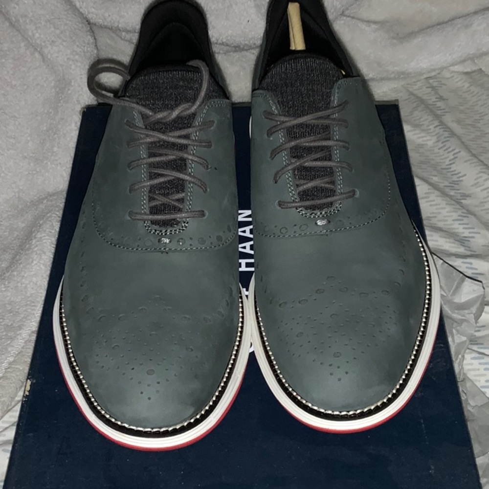 Cole haan size 11 gray original ground utility wig tips.